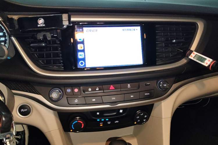 Used Buick GT 2021 Exemplar 1.5L Automatic Elite Version Audio And AC Panel