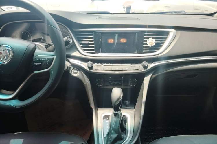 Used Buick GT 2021 Revised Version Flagship 1.5L Automatic Elite Edition Audio And AC Panel
