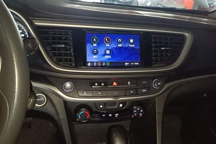 Used Buick GT 2021 Revised Version Flagship 1.5L Automatic Entry-Level Trim Audio And AC Panel