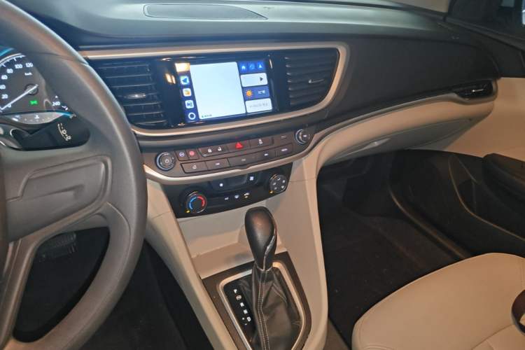 Used Buick GT 2021 Exemplar 1.5L Automatic Elite Version Audio And AC Panel