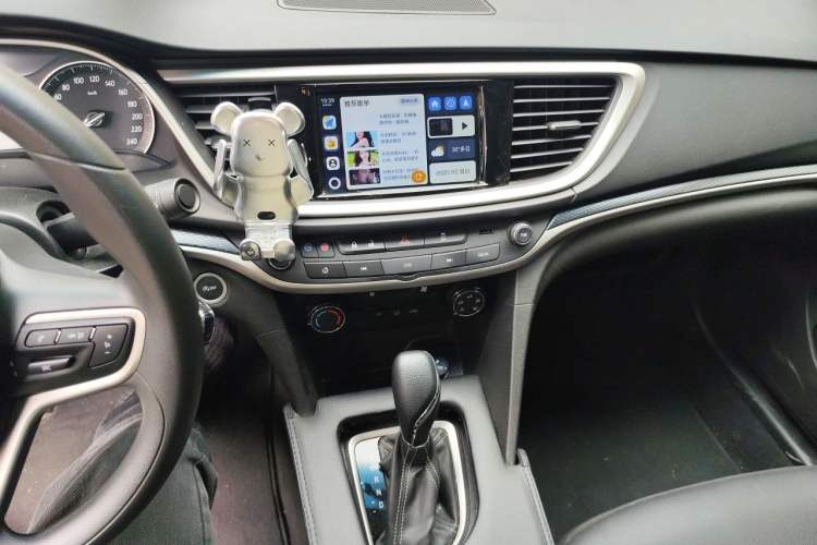 Used Buick GT 2021 Revised Version Flagship 1.5L Automatic Elite Edition Audio And AC Panel