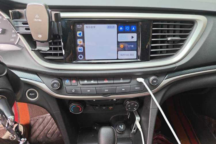 Used Buick GT 2021 Exemplar 1.5L Automatic Elite Version Audio And AC Panel