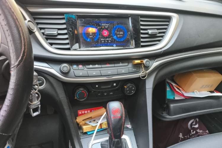 Used Buick GT 2021 Revised Version Flagship 1.5L Automatic Elite Edition Audio And AC Panel