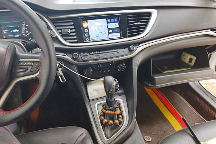 Used Buick GT 2021 Revised Version 1.3T Automatic Mild Hybrid Elite Edition Audio And AC Panel
