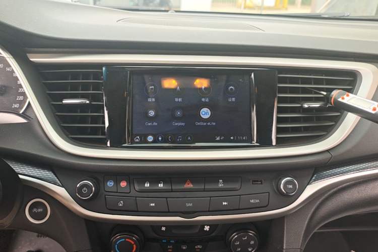 Used Buick GT 2021 Revised Version Flagship 1.5L Automatic Elite Edition Audio And AC Panel