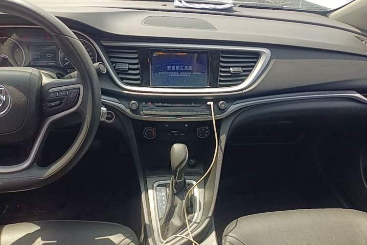 Used Buick GT 2021 Revised Version Flagship 1.5L Automatic Elite Edition Audio And AC Panel
