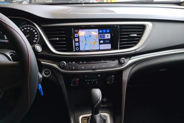 Used Buick GT 2021 1.3T Automatic Mild Hybrid Elite Version Audio And AC Panel