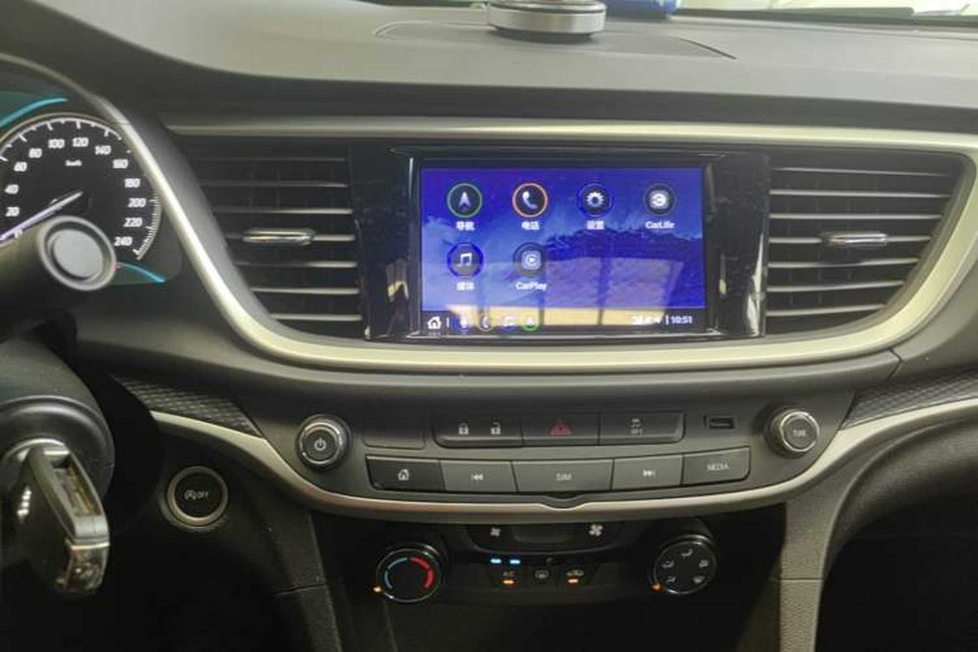 Used Buick GT 2021 Revised Version Flagship 1.5L Automatic Entry-Level Trim Audio And AC Panel