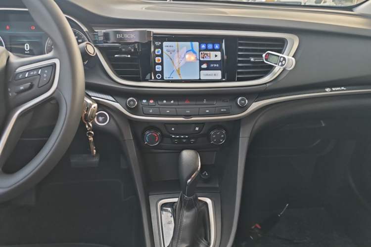 Used Buick GT 2021 Revised Version Flagship 1.5L Automatic Elite Edition Audio And AC Panel