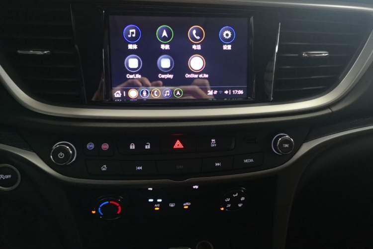 Used Buick GT 2021 Revised Version Flagship 1.5L Automatic Elite Edition Audio And AC Panel
