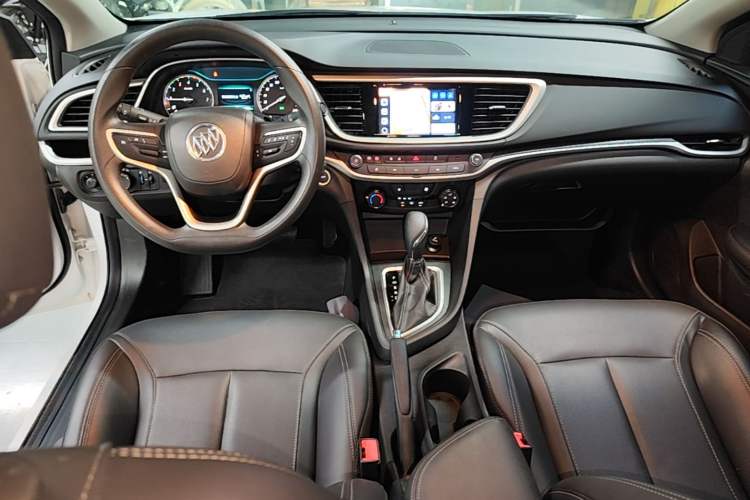 Used Buick GT 2021 Revised Version Flagship 1.5L Automatic Elite Edition Audio And AC Panel