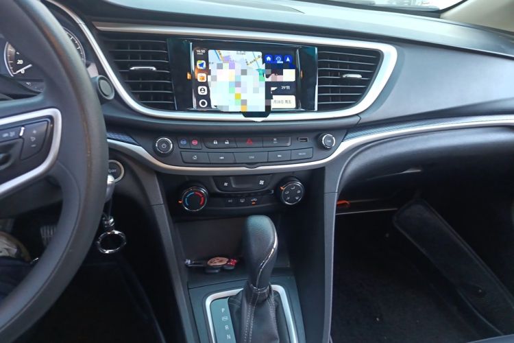 Used Buick GT 2021 Revised Version Flagship 1.5L Automatic Elite Edition Audio And AC Panel