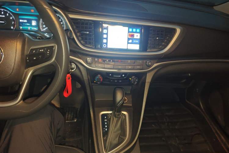 Used Buick GT 2021 Revised Version 1.3T Automatic Mild Hybrid Elite Edition Audio And AC Panel