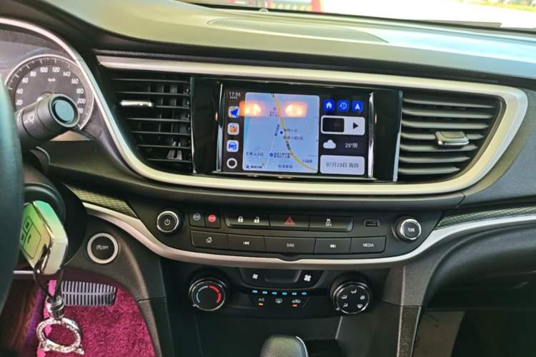 Used Buick GT 2021 Revised Version Flagship 1.5L Automatic Elite Edition Audio And AC Panel
