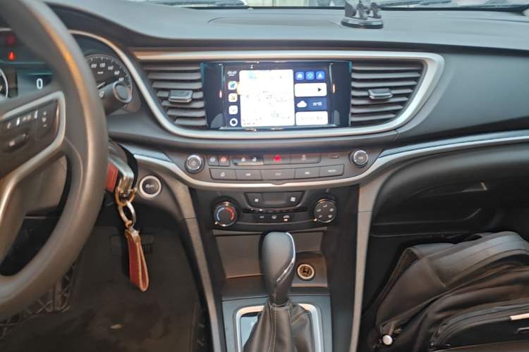 Used Buick GT 2021 Revised Version Flagship 1.5L Automatic Elite Edition Audio And AC Panel