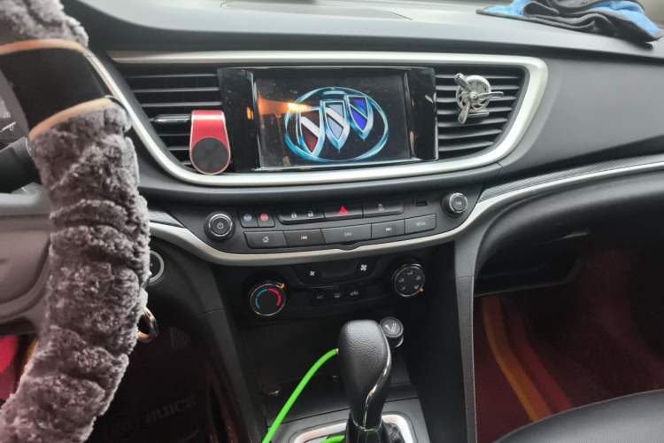 Used Buick GT 2021 1.3T Automatic Mild Hybrid Elite Version Audio And AC Panel