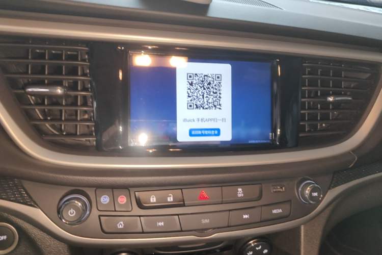 Used Buick GT 2021 Revised Version Flagship 1.5L Automatic Elite Edition Audio And AC Panel