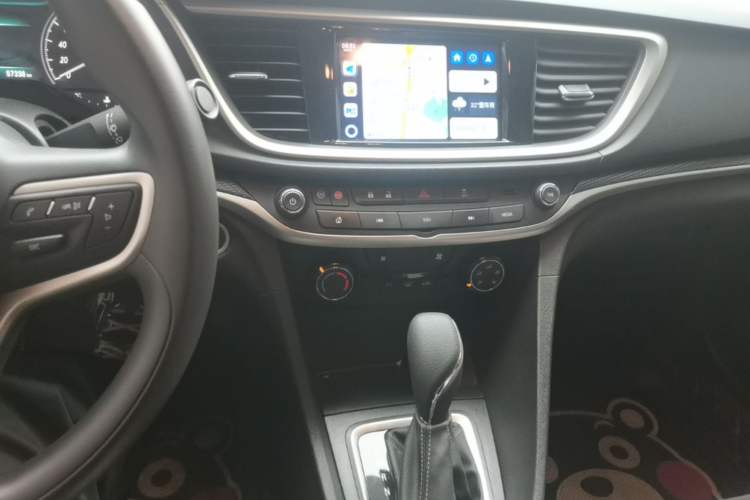 Used Buick GT 2021 Revised Version Flagship 1.5L Automatic Elite Edition Audio And AC Panel