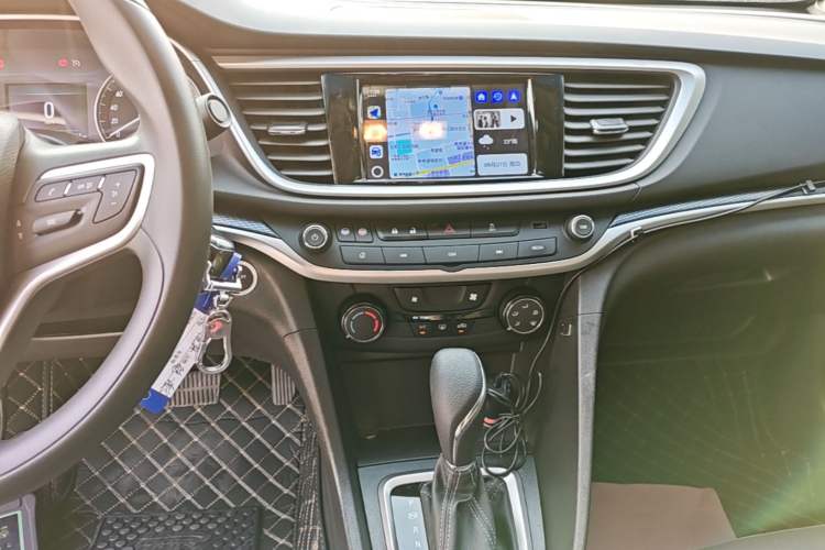 Used Buick GT 2021 Revised Version Flagship 1.5L Automatic Elite Edition Audio And AC Panel