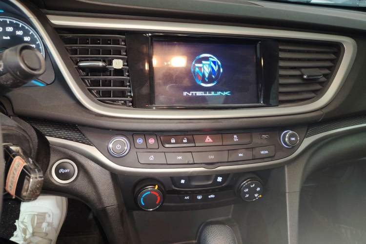 Used Buick GT 2021 1.3T Automatic Mild Hybrid Elite Version Audio And AC Panel