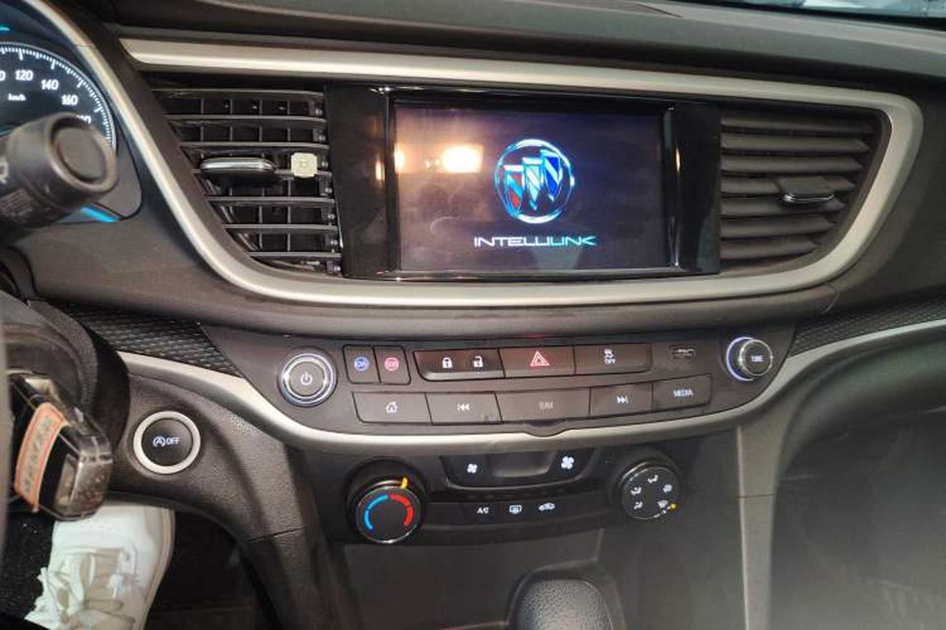 Used Buick GT 2021 1.3T Automatic Mild Hybrid Elite Version Audio And AC Panel