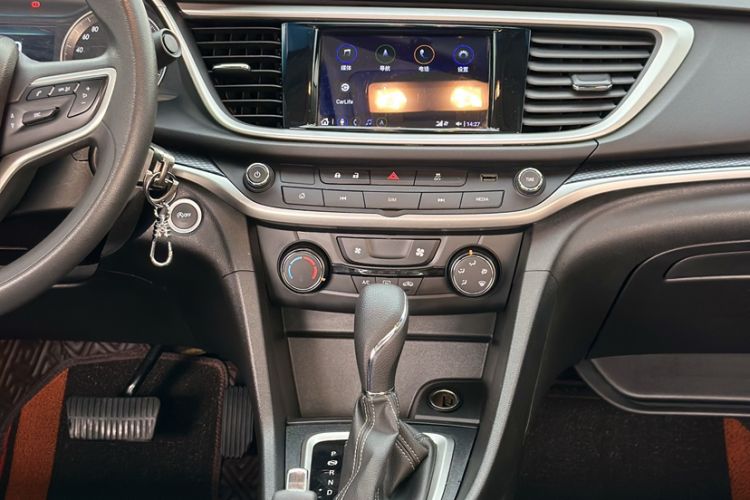 Used Buick GT 2021 Revised Version Flagship 1.5L Automatic Elite Edition Audio And AC Panel