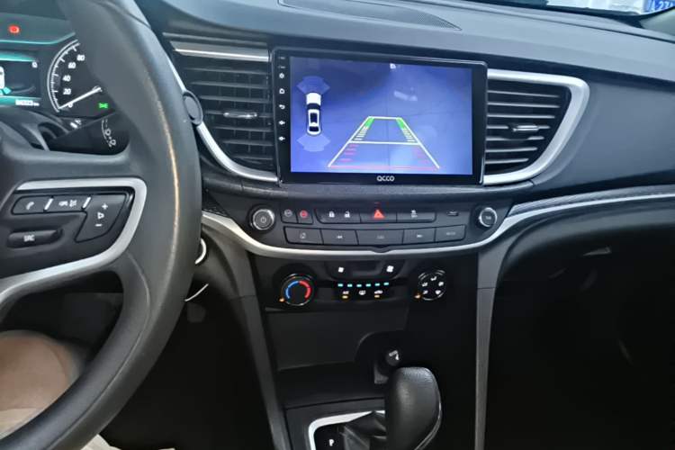 Used Buick GT 2021 Revised Version 1.3T Automatic Mild Hybrid Elite Edition Audio And AC Panel