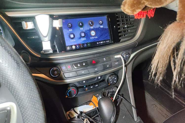 Used Buick GT 2021 Revised Version Flagship 1.5L Automatic Elite Edition Audio And AC Panel