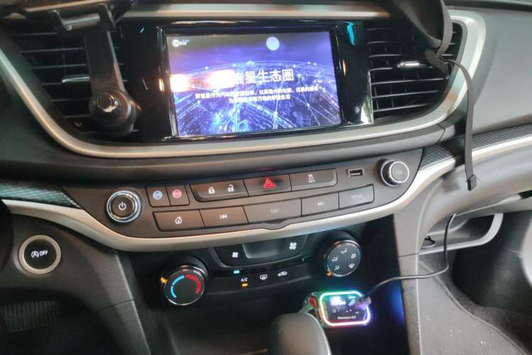 Used Buick GT 2021 Revised Version Flagship 1.5L Automatic Elite Edition Audio And AC Panel