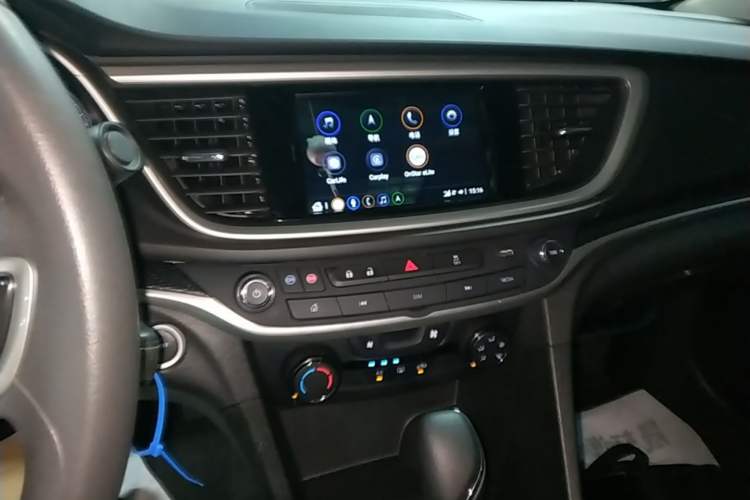 Used Buick GT 2021 Revised Version 1.3T Automatic Mild Hybrid Elite Edition Audio And AC Panel