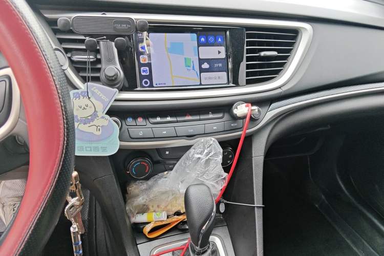 Used Buick GT 2021 Revised Version Flagship 1.5L Automatic Elite Edition Audio And AC Panel