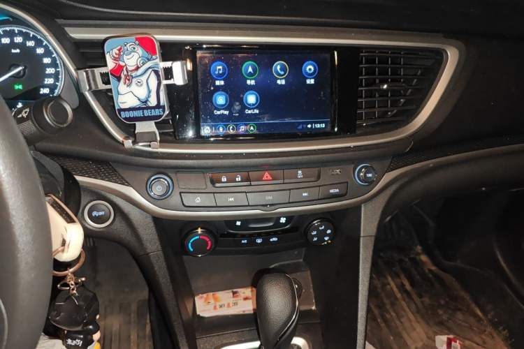 Used Buick GT 2021 Revised Version 1.3T Automatic Mild Hybrid Elite Edition Audio And AC Panel