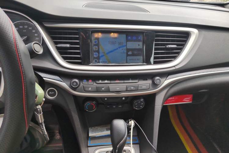 Used Buick GT 2021 Revised Version Flagship 1.5L Automatic Elite Edition Audio And AC Panel