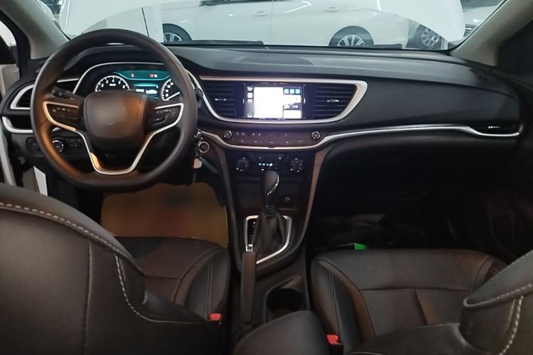 Used Buick GT 2021 Revised Version Flagship 1.5L Automatic Elite Edition Center Console