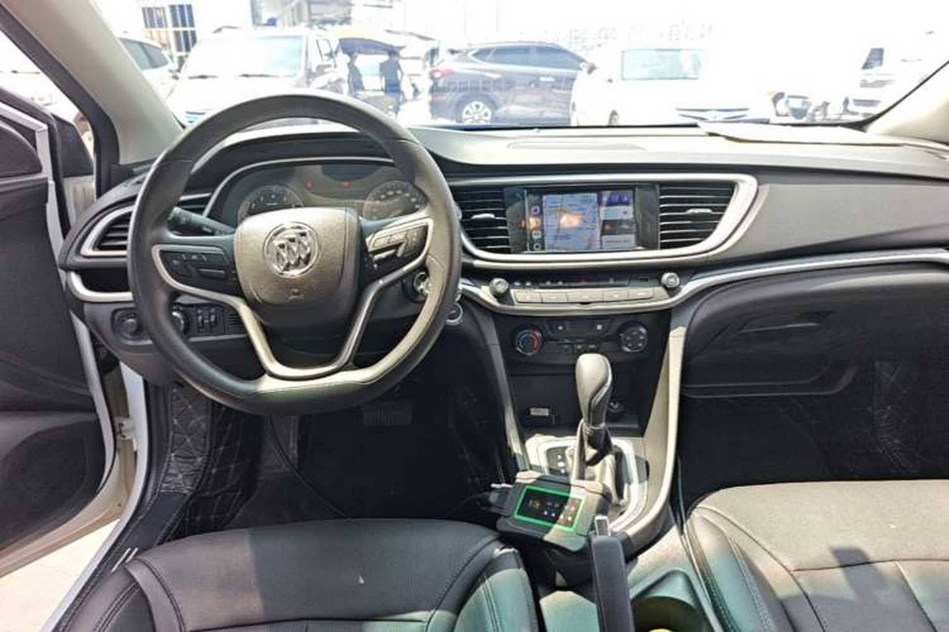 Used Buick GT 2021 Revised Version Flagship 1.5L Automatic Elite Edition Center Console