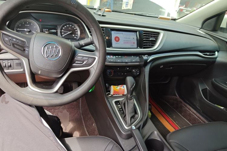 Used Buick GT 2021 Revised Version Flagship 1.5L Automatic Elite Edition Center Console