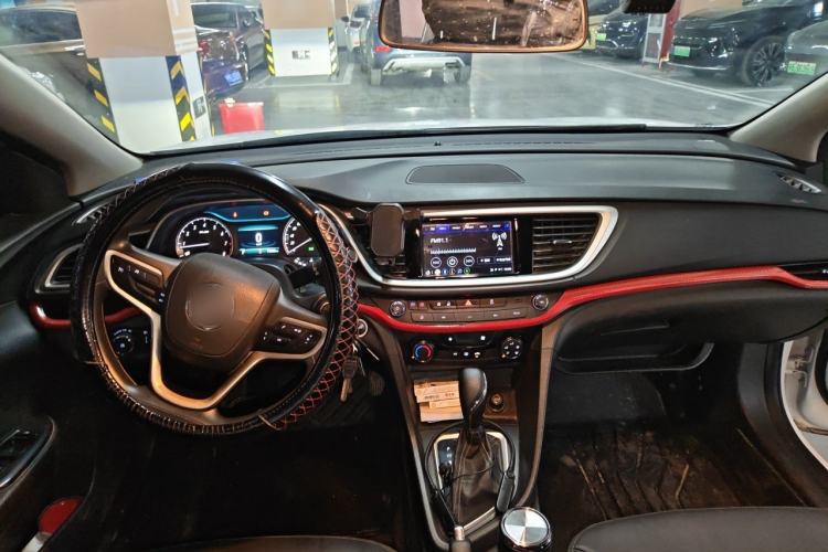 Used Buick GT 2021 Revised Version Flagship 1.5L Automatic Elite Edition Center Console