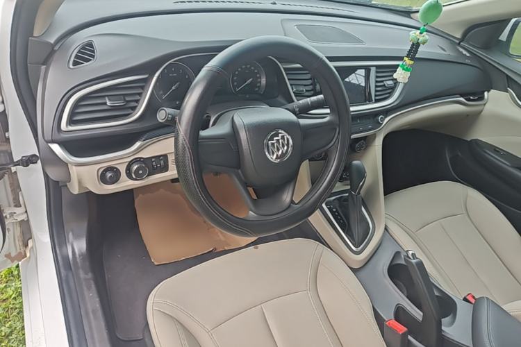 Used Buick GT 2021 Exemplar 1.5L Automatic Elite Version Center Console