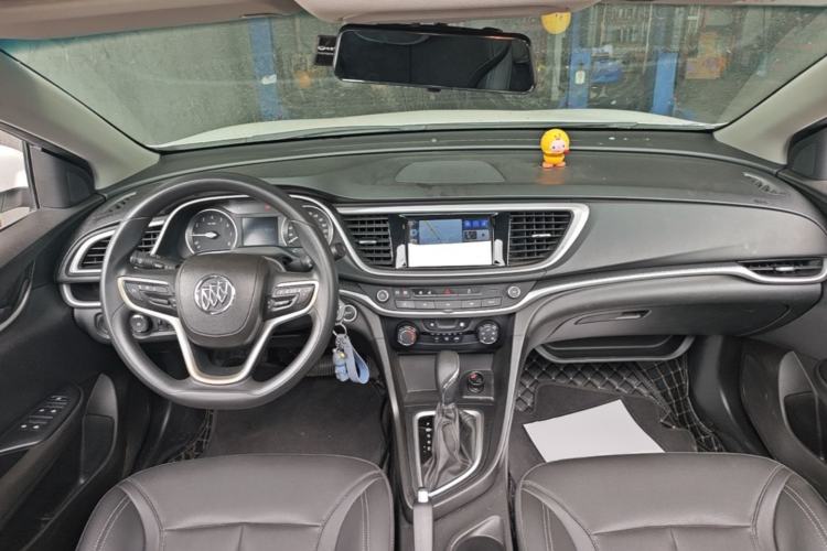 Used Buick GT 2021 Revised Version Flagship 1.5L Automatic Elite Edition Center Console