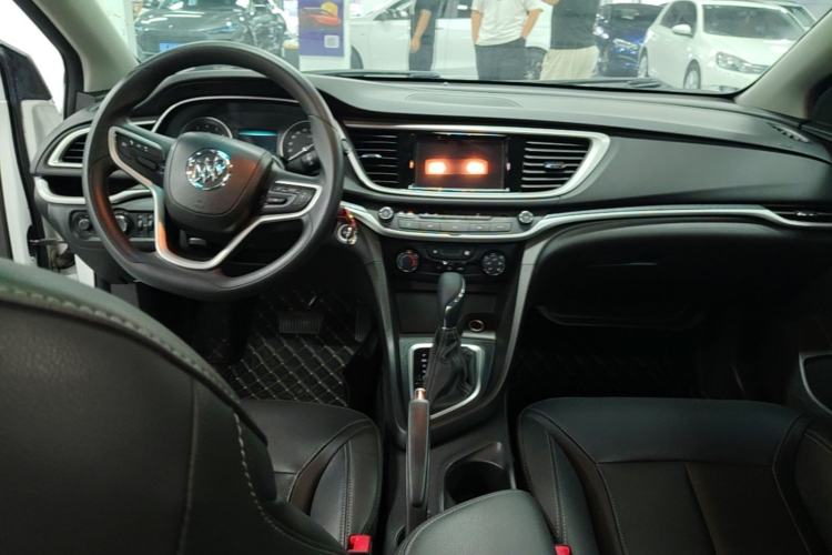 Used Buick GT 2021 Revised Version 1.3T Automatic Mild Hybrid Elite Edition Center Console
