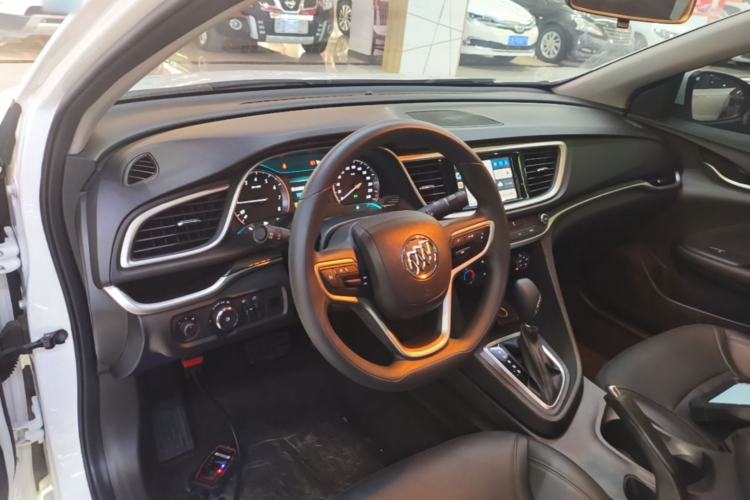 Used Buick GT 2021 Revised Version Flagship 1.5L Automatic Elite Edition Center Console