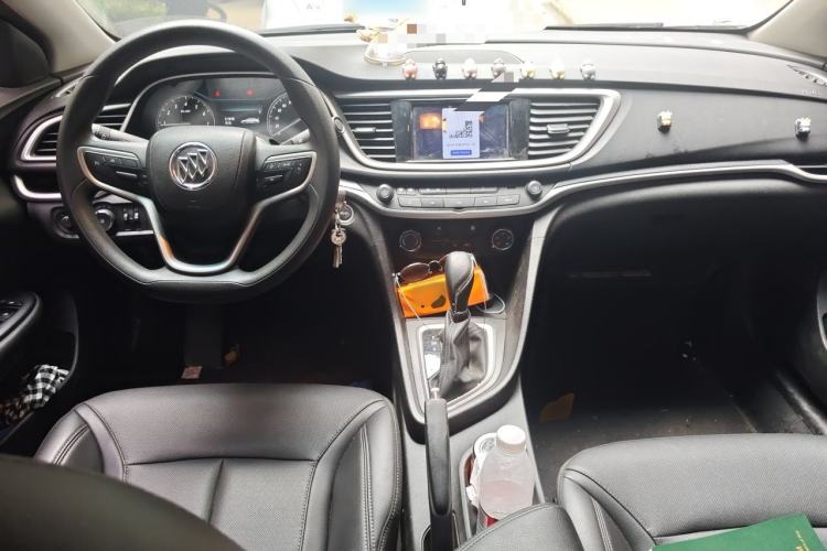 Used Buick GT 2021 1.3T Automatic Mild Hybrid Elite Version Center Console