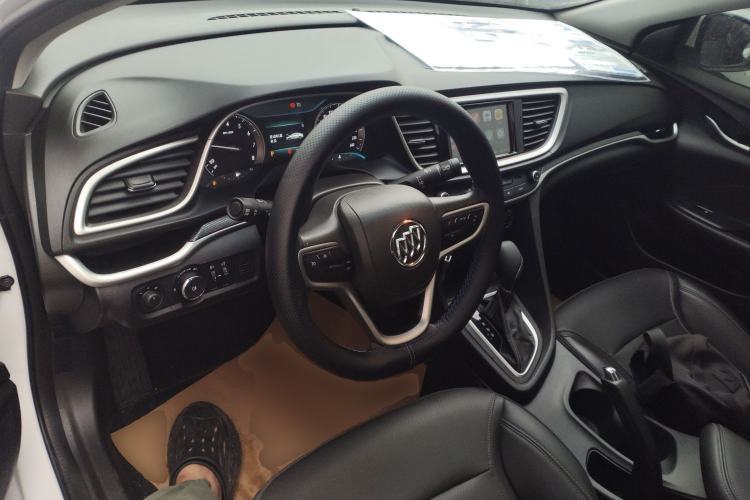 Used Buick GT 2021 Revised Version Flagship 1.5L Automatic Elite Edition Center Console