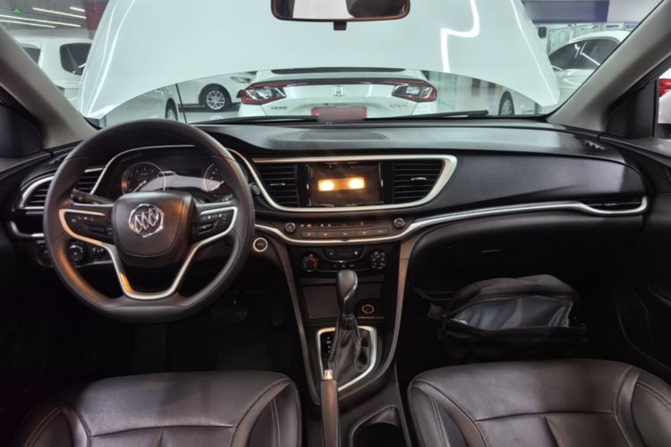 Used Buick GT 2021 Revised Version 1.3T Automatic Mild Hybrid Elite Edition Center Console