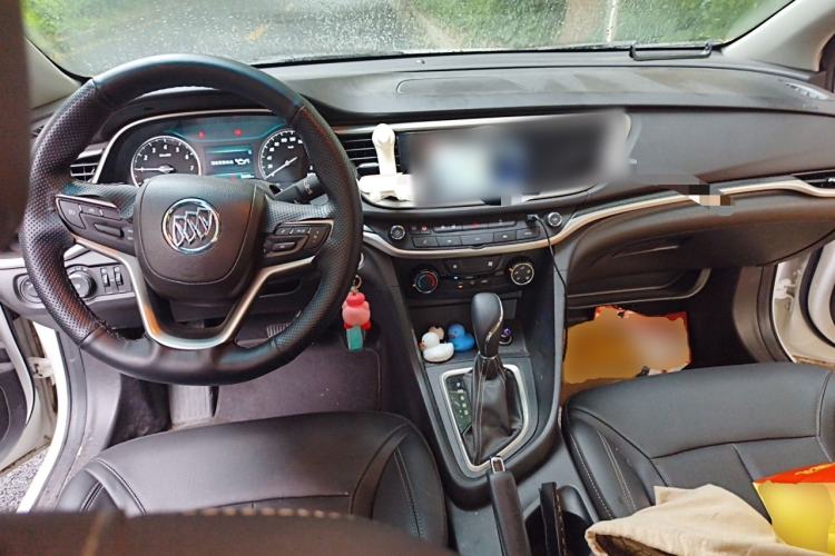 Used Buick GT 2021 Revised Version 1.3T Automatic Mild Hybrid Elite Edition Center Console