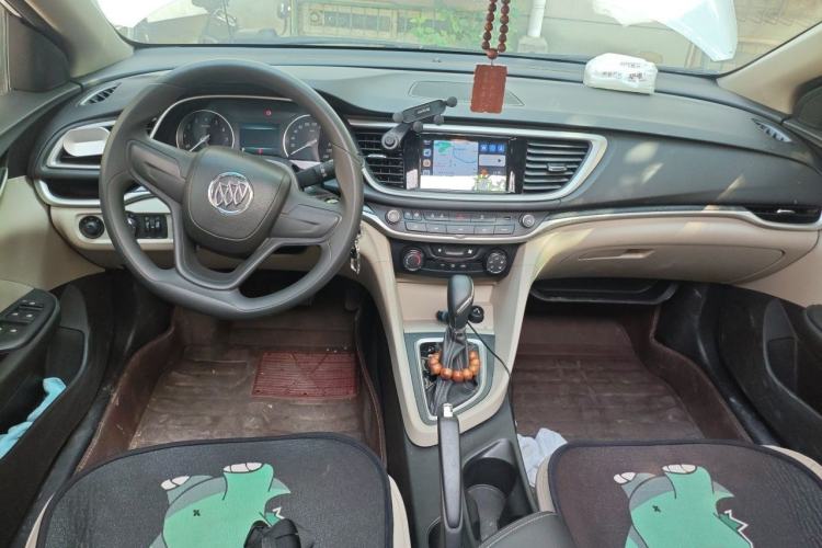 Used Buick GT 2021 Exemplar 1.5L Automatic Elite Version Center Console