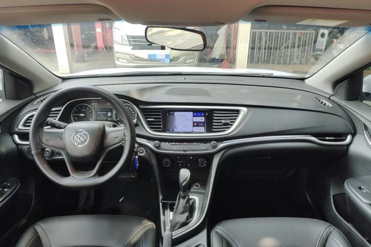 Used Buick GT 2021 1.3T Automatic Mild Hybrid Elite Version Center Console