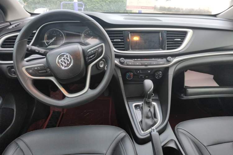 Used Buick GT 2021 Revised Version Flagship 1.5L Automatic Elite Edition Center Console