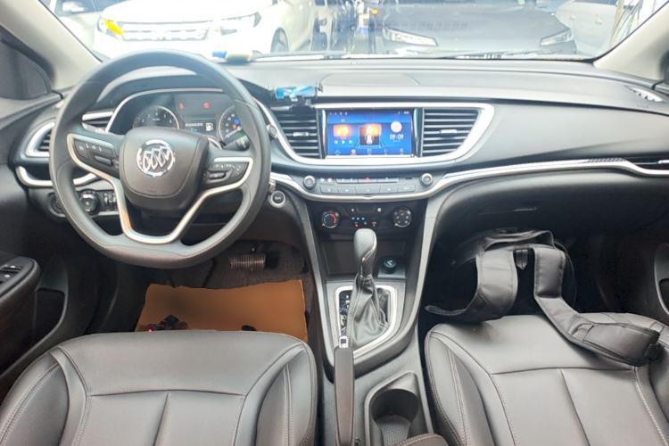 Used Buick GT 2021 Revised Version Flagship 1.5L Automatic Elite Edition Center Console