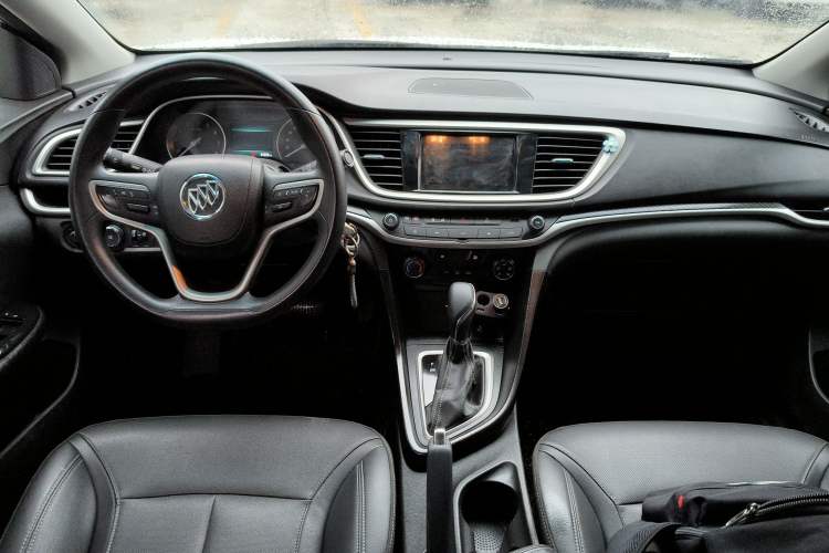 Used Buick GT 2021 Revised Version Flagship 1.5L Automatic Elite Edition Center Console